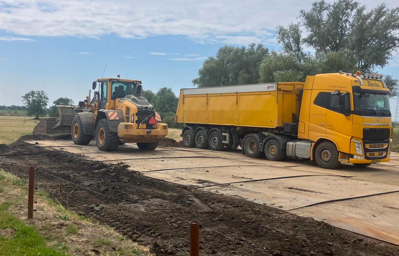 Ophoging terrein bij steenfabriek Huissenswaard